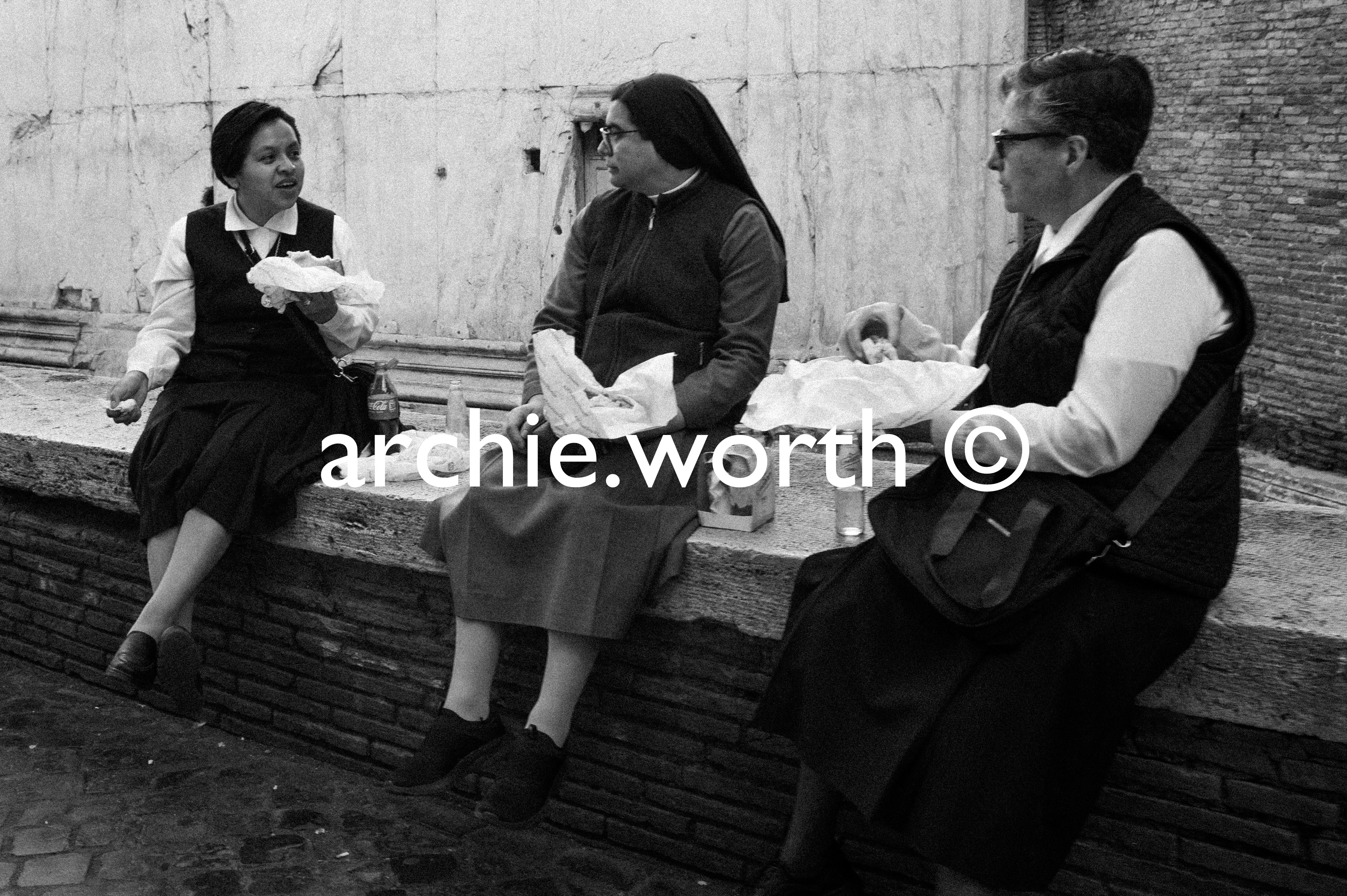 Archie Worth Street Photographer Framed Photos (Limited Run)